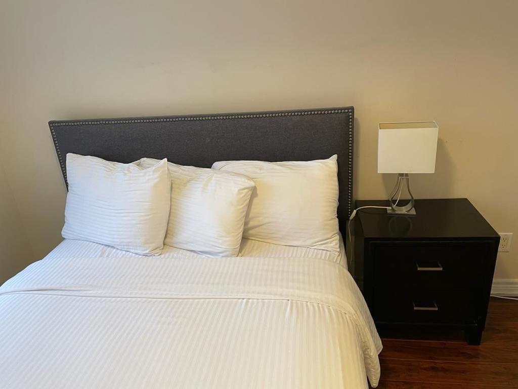 Platinum Suites Furnished Executive Suites Mississauga Exterior photo