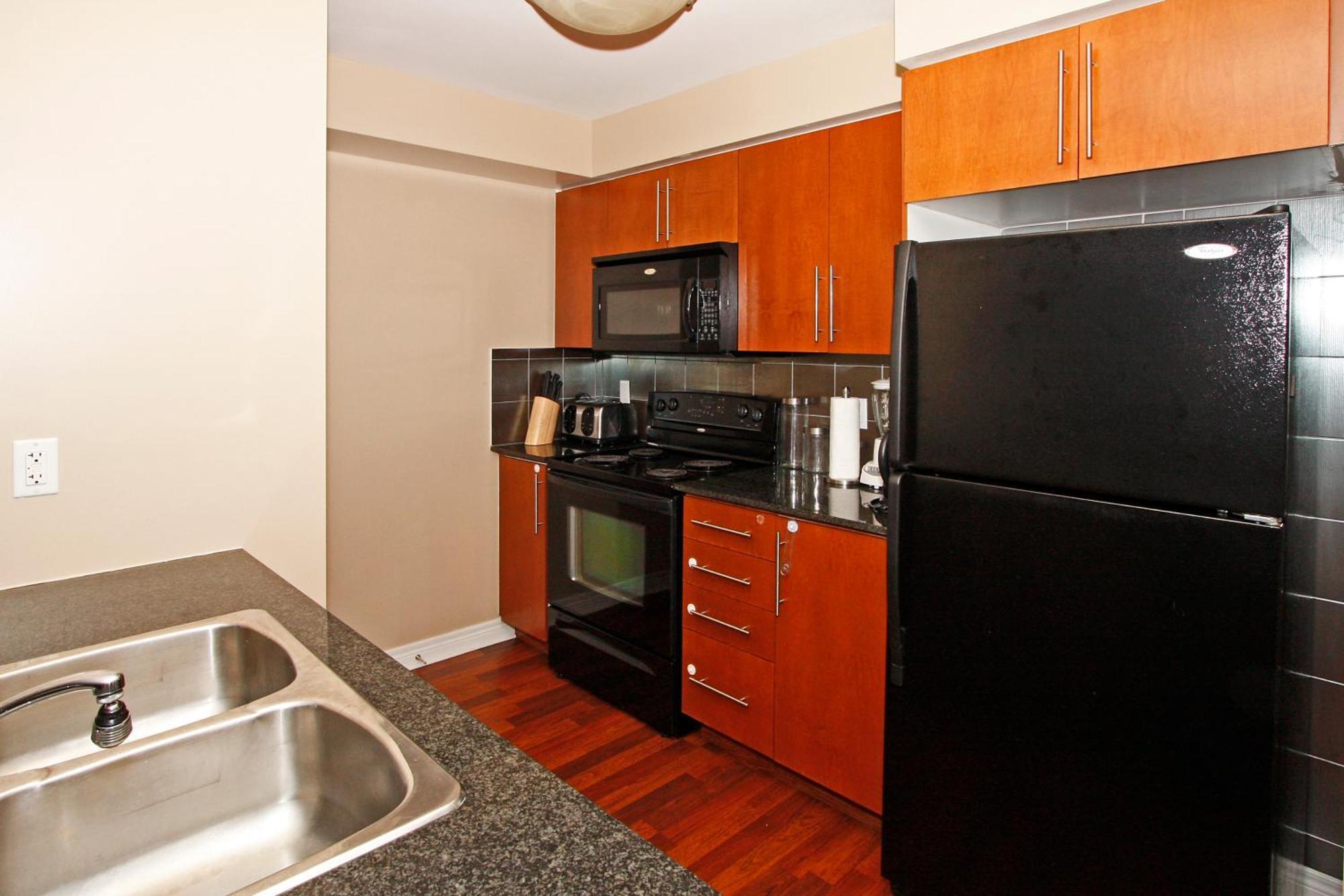 Platinum Suites Furnished Executive Suites Mississauga Exterior photo